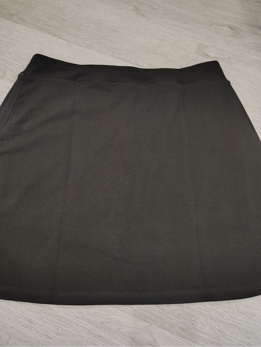 Talbots skort. Size medium - Picture 2 of 8